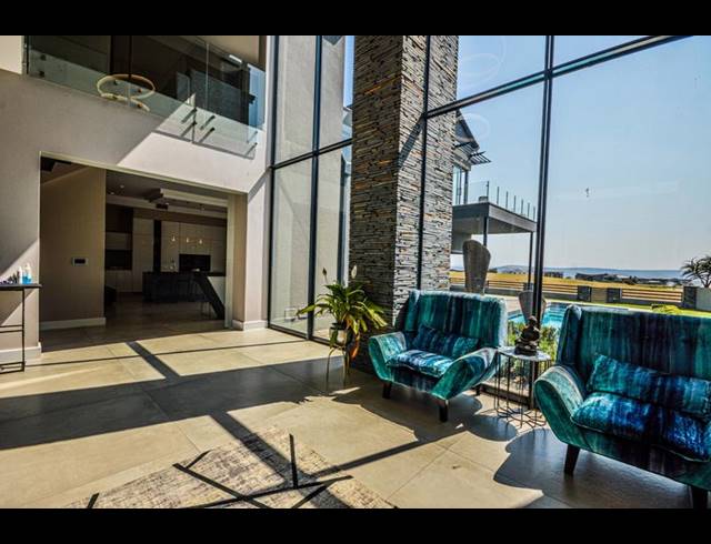 5 BEDROOM HOUSE FOR SALE IN COPPERLEAF ESTATE